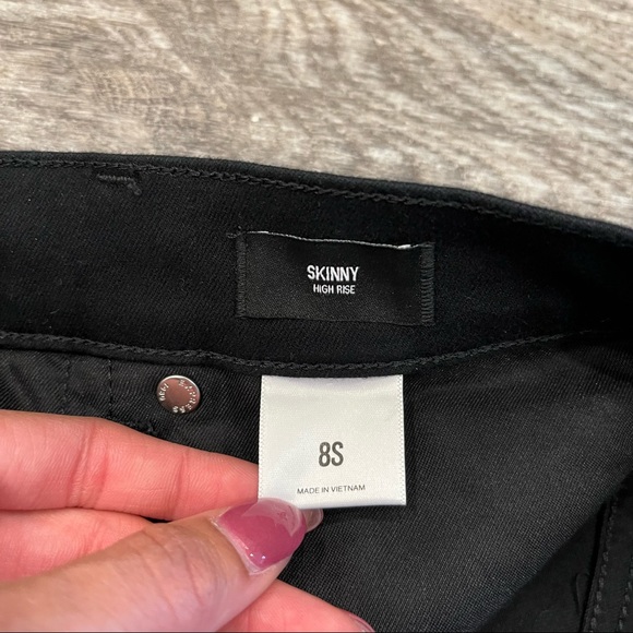 NWT Express Black Skinny High Rise Jeans in Petite Size 8S - Picture 5 of 8